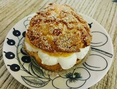 Flour + Butter Bakery