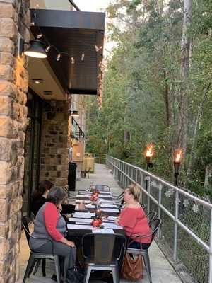 Muzzarella Pizza & Italian Kitchen