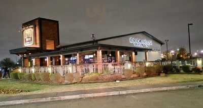 Brick House Tavern + Tap