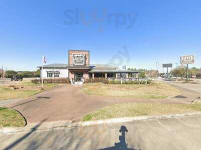 Brick House Tavern + Tap