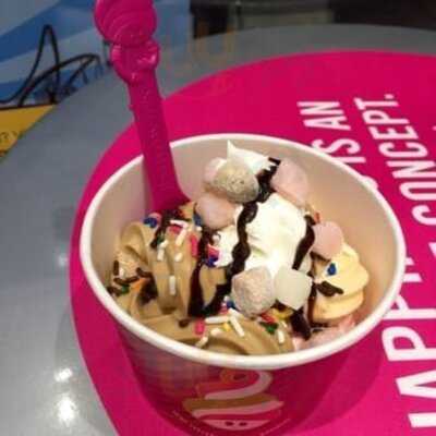 Menchie's Frozen Yogurt