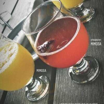 Boombozz Craft Pizza & Taphouse