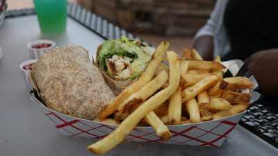 Tacky Tiki Bar & Grill