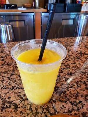 Tacky Tiki Bar & Grill