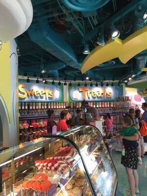 Snookers & Snookers Sweet Candy Cookers