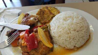 Kreyol Kafe & Bakery