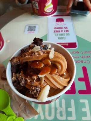 Menchie's Frozen Yogurt