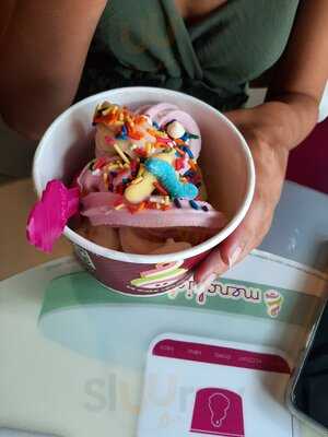 Menchie's Frozen Yogurt