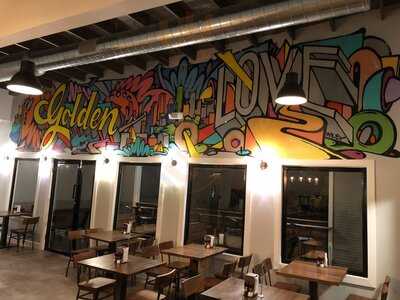 Golden Bagels & Coffee