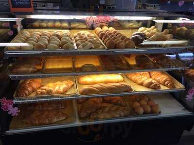 Delicias Bakery Cafe