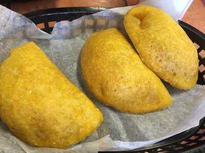 Delicias Bakery Cafe