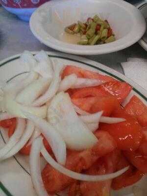 Mabuhay Cafe & Restaurant