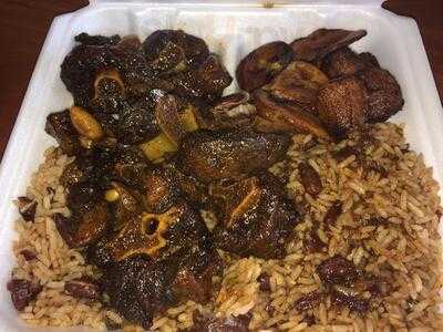 Golden Krust Caribbean Bakery And Grill