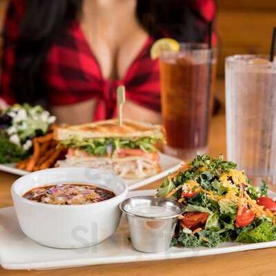 Twin Peaks Restaurants