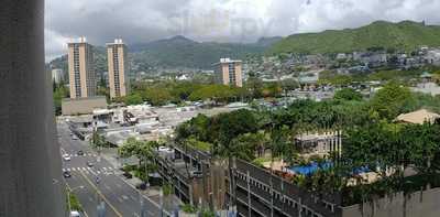 Honolulu Park Place Cafe