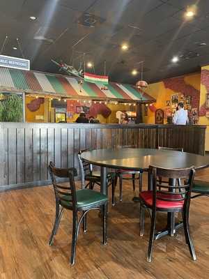 Fuzzy's Pizza Italian & Sports Cafe