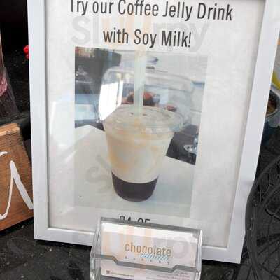 Chocolate & Vanilla Bakery