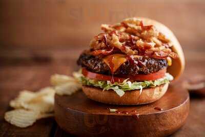 The Winghouse Of Kirkman Rd