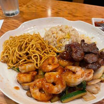 Tokyo Japanese Sushi Bar & Grill