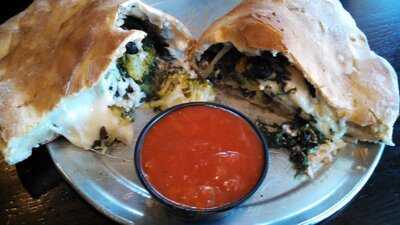 Giovanni's Italian Restaurant & Pizzeria