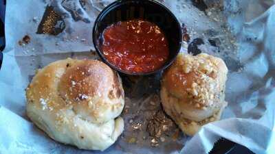 Giovanni's Italian Restaurant & Pizzeria