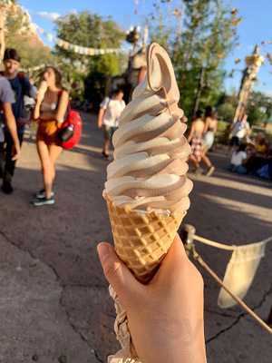 Anandapur Ice Cream Truck