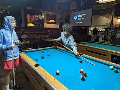 Friendly Confines Metro West