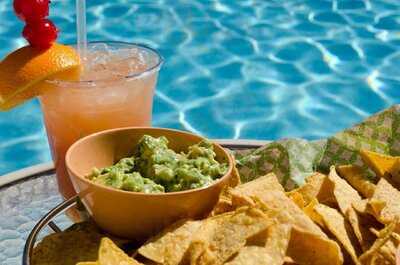 Coconuts Poolside Bar & Grill