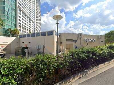 Coconuts Poolside Bar & Grill