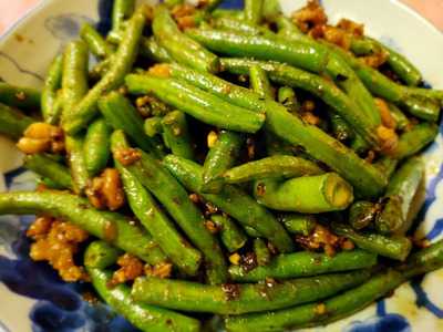 New Mui Kwai Chop Suey