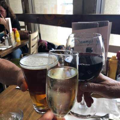 Sammy's Beach Bar & Grill