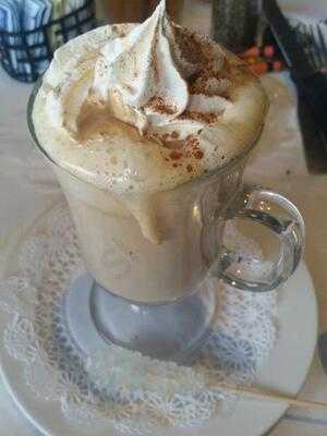 Coco Bongo's Disco Bar & Grill