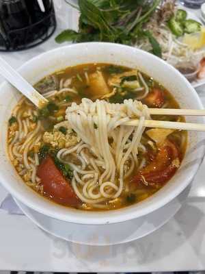 A Little Bit Of Saigon Restaurant