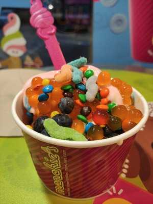 Menchie's Frozen Yogurt