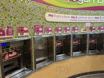 Menchie's Frozen Yogurt