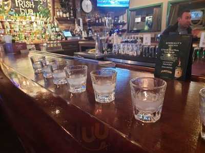 Kenneally's Irish Pub
