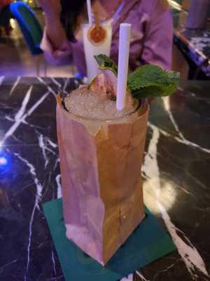 Zilly Bee's Cafe And Coffee Bar