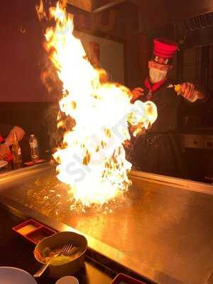 A-aki Sushi & Steakhouse