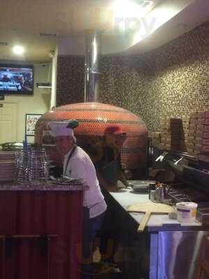 Giannina's Pizza & Catering