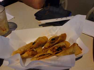 Y's Sports Bar & Grill