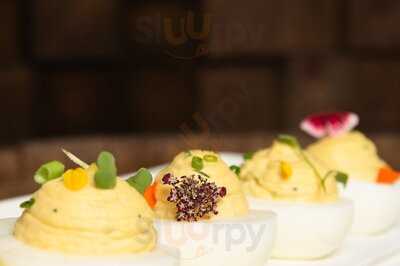 Nona Social Bar & Kitchen