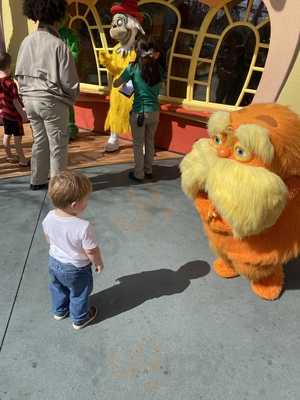 Hop On Pop Ice Cream Shop