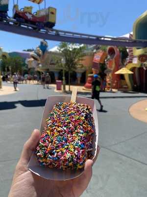 Hop On Pop Ice Cream Shop