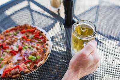 1000 Degrees Neapolitan Pizzeria