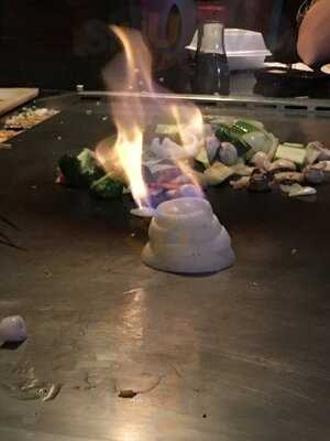 A-aki Sushi & Steakhouse