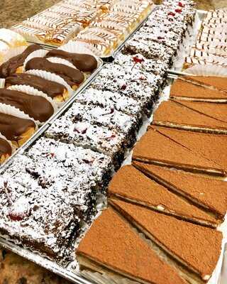 Suzie's Pastry Shoppe