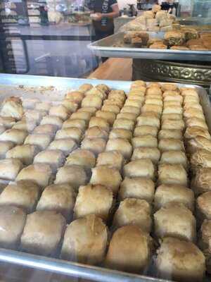 Suzie's Pastry Shoppe