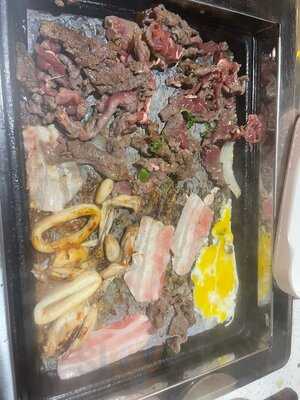75 Bbq & Hot Pot Buffet