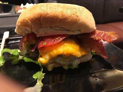 Red Robin Gourmet Burgers And Brews
