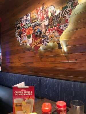 Red Robin Gourmet Burgers And Brews
